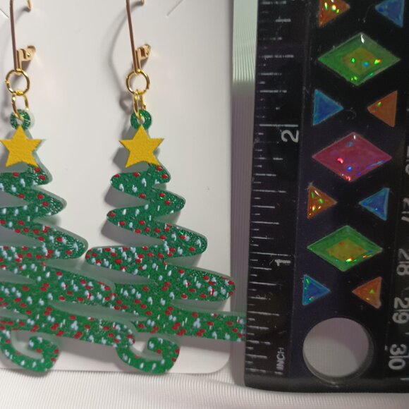 Large Acrylic Green Christmas Tree Earrings - Gold Plated Leverbacks - Picture 6 of 6